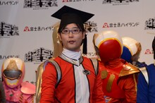 問題を簡単に解き、「頭脳戦隊ハイIQ」メンバーを引かせてしまった田畑藤本・藤本。