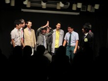 「こけLaライブ」エンディング。磁石・佐々木のナマステ。