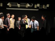 ナマステを止められる瀧上。