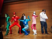 ヒーローショーの様子。