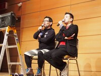 トークショー中の藤村Dと西田P。