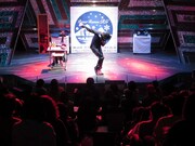 イズロックの決めポーズ。