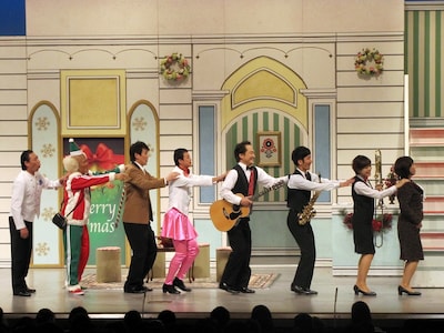 吉本新喜劇「茂造の奇跡のクリスマス」(c)吉本興業