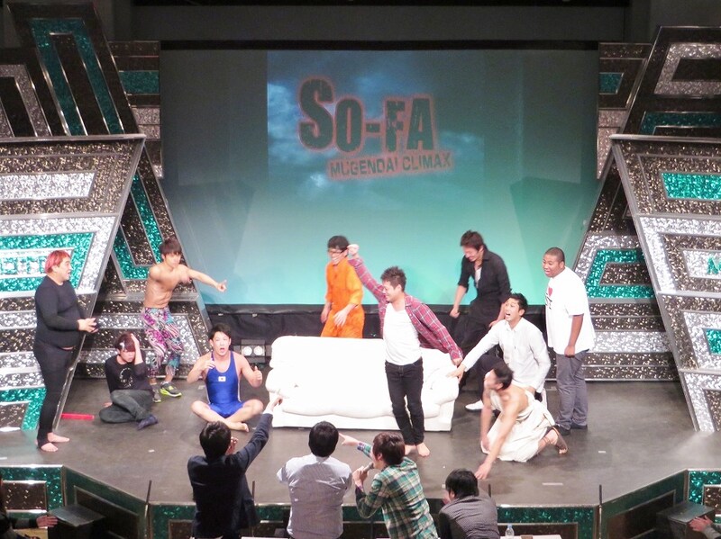 「SO-FAドリームチーム VS 新世代SO-FA軍」最後の対戦で佐田が青山を投げた瞬間。左側にうずくまる清人に注目。