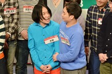 エンディングで絡む（左から）永野、アイアム野田。