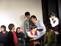 2014年流行語予想では、日本エレキテル連合の「ダメよ、ダメダメ」がすでに有力候補に。