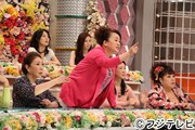 「オバデミズム」の女性出演者たち。(c)フジテレビ