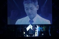 GAG少年楽団・福井公開プロポーズの様子。