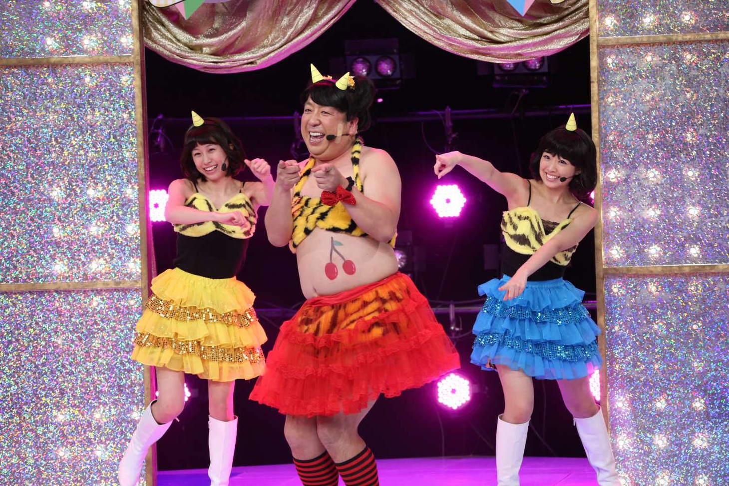 「第11回 マジ歌選手権」の一場面。(c)テレビ東京