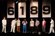 ライブ「グランジpresents『豚で終わるか狼で死ぬか新春SP』」エンディングの様子。
