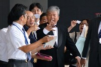 映画「トリック劇場版　ラストステージ」のワンシーン。