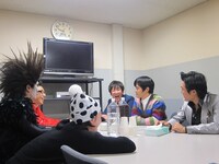 ウレロ☆未体験少女 #1「あっそれ言っちゃうんだ!?」反省会の様子。