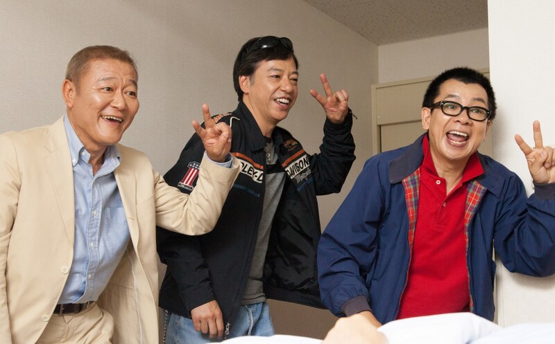 映画「あさひるばん」に出演する（左から）國村隼、板尾創路、山寺宏一。(c)2013やまさき十三 / 「あさひるばん製作委員会」