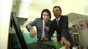 「日本のスゴイ企業」を紹介する狩野英孝。(c)テレビ東京