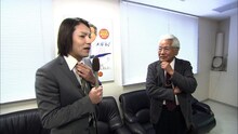 「日本のスゴイ企業」を紹介する狩野英孝。(c)テレビ東京