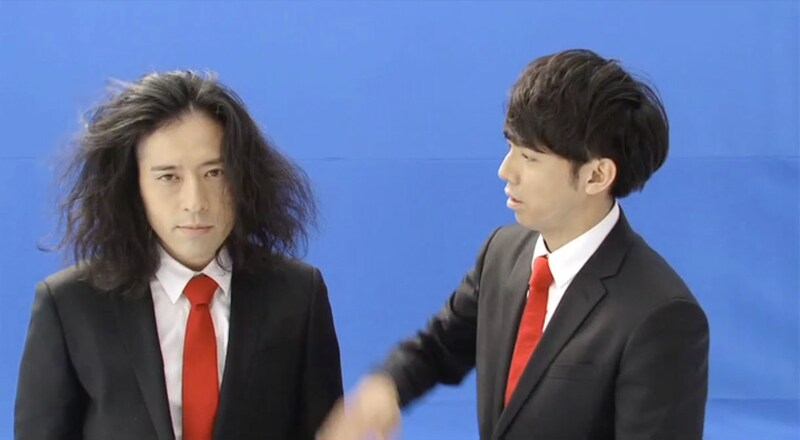 「スカルプDで遊ぼう！WEB動画コンテスト～HIKAKINを超えるのは君だ～」のサンプル動画に出演しているピース。