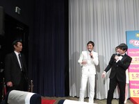 本物のSP。このあと石田はSPに近づき、SPから腕をグッとひねられてしまった。