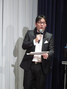 NON STYLEと絶妙な掛け合いを見せたコトブキツカサ。