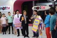 「笑UP！『佛の顔も！サンドウィッチマン』」の収録の様子。