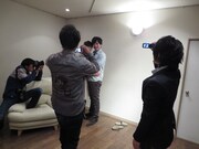 自ら撮影を買って出る井本。