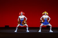 「が～まるちょば サイレントコメディー JAPAN TOUR 2014」公開舞台稽古の様子。