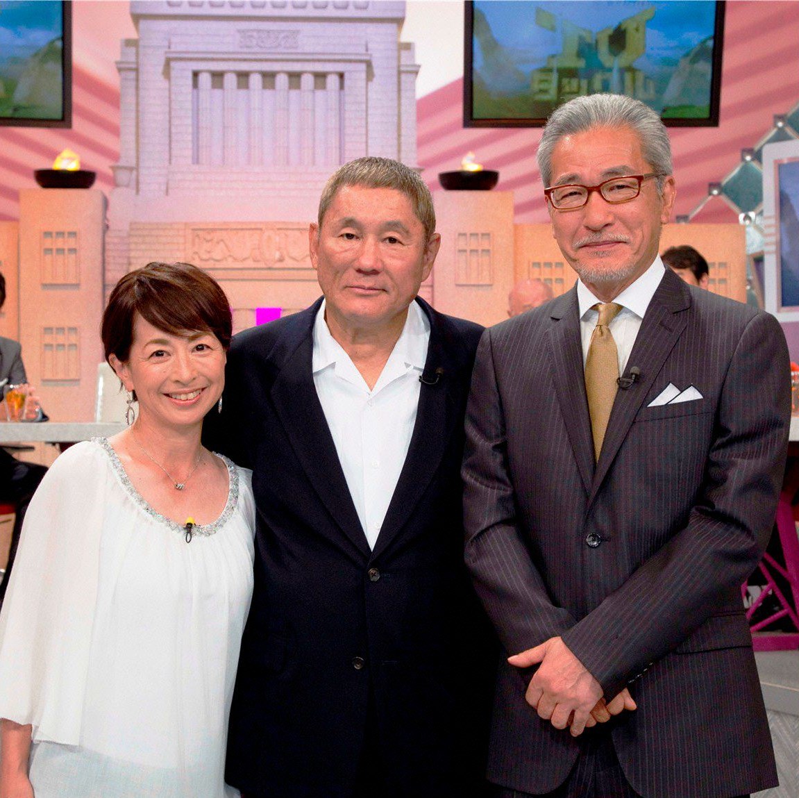 「ビートたけしのTVタックル」に出演する、ビートたけし（中央）と、大竹まこと（右）、阿川佐和子（左）。(c)テレビ朝日