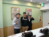 「前説王」に出演する、ナイツ、おかもとまり（右）。(c)テレビ朝日