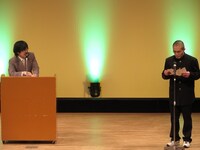 卒業式がテーマのラブレターズのコント。