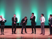 バイきんぐのかつての“ろくでもないコント”を思い出し爆笑する3組。