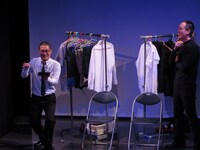 吉田肝煎りの幕間。暗転も自分のタイミングで調整。