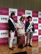 「第3回甘党男子 スイーツ&スマイルコンテスト」決勝で準グランプリに輝いたひよしなかよし石塚(左)。