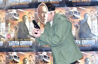 ニコラス・ケイジの面を付け“ニコラス・こうじ”を名乗って登場する、あべこうじ。