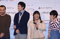 「第6回沖縄国際映画祭」プログラム発表会見に出席した（左から）映画「TOP」主演の宇野祥平、ロバート山本、宮川たま子、近藤夏子。