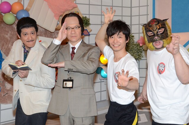 「LIFE！～人生に捧げるコント～」の取材会に出席したメンバー。左から田中直樹、内村光良、星野源、塚地武雅。