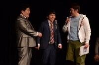 カントリーズとつぶやきシロー（右端）。