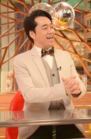 番組MCのバナナマン設楽
