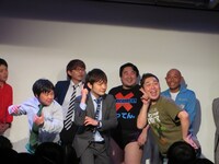 ブルース・ウィリス、ジム・キャリー、カマキリを主食にしている人のPerfume。