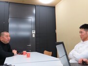 今後レイザーラモンの漫才をどうしていくか話し合うHGとRG。