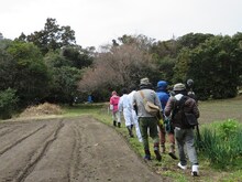 とあるチャレンジに向かうヒデとライセンス。