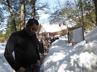 薄着のスティーブ・ジョブズだが、ヒートテックを着ているため大丈夫とのこと。