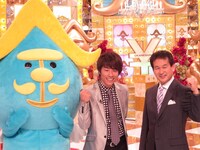 4月3日放送「おカネさま！」のMCを務めるロンドンブーツ1号2号・田村淳と辛坊治郎。