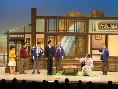 吉本新喜劇「最期のおじいちゃん孝行」(c)吉本興業