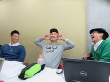 オードリーの漫才を練習するレイザーラモンとどきどきキャンプ佐藤。