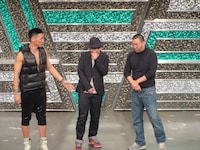 レイザーラモンのネタ作りに協力したどきどきキャンプ佐藤（中央）。