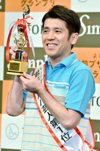 「男前なパパ芸人」1位のガレッジセール・ゴリ。