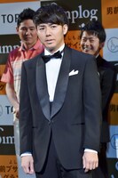 男前1位のピース綾部。