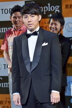 男前1位のピース綾部。