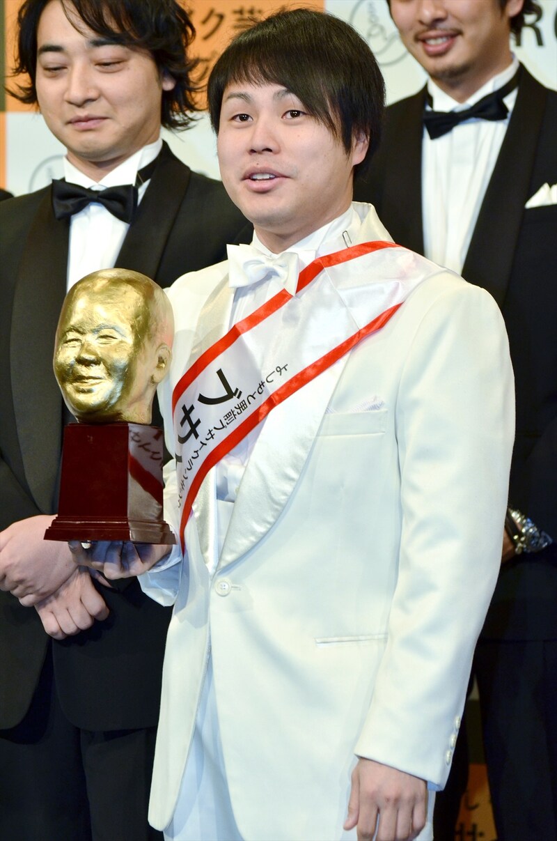 「よしもと男前ブサイクランキング2014」でブサイク1位に輝き、殿堂入りを果たしたNON STYLE井上。