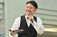 Juice=Juice新曲「裸の裸の裸のKISS」の歌詞にある「KISSして」というフレーズを優しくささやくニレンジャー川田。