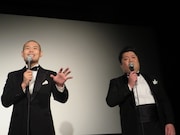 沖縄県外から来た観客の理由が卒業旅行だとわかり、「そこは映画祭でええやろ!」とツッコむ小杉。
